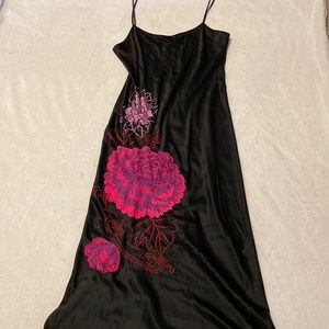 Black Embroidered Natori Nightgown